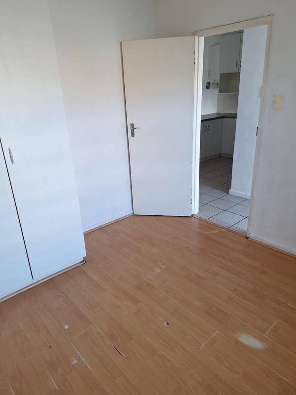 2 Bedroom Property for Sale in Kensington Western Cape